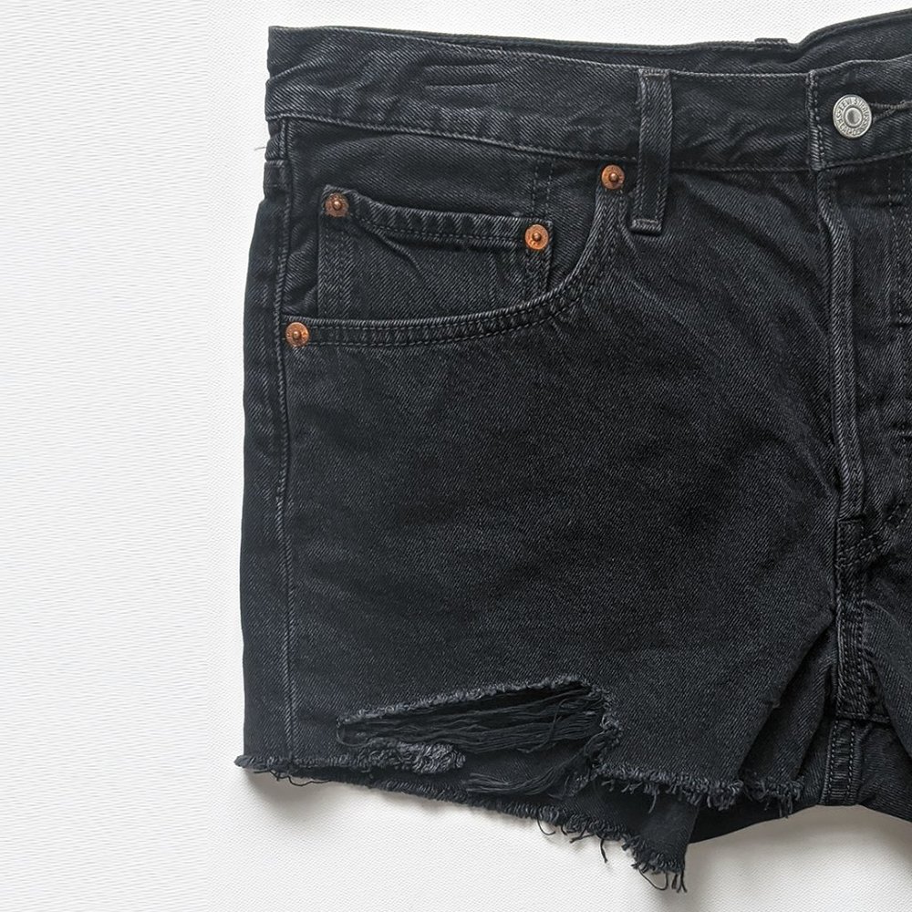 Levi's 501 Festival Mid Rise Frayed Raw Hem CutOff Shorts Black - Picture 3 of 7
